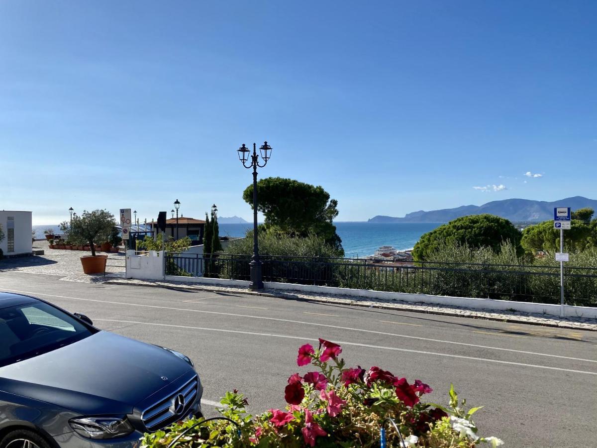 Holidaycasa Mike - Con Terrazzo Vista Mare Sperlonga Eksteriør bilde