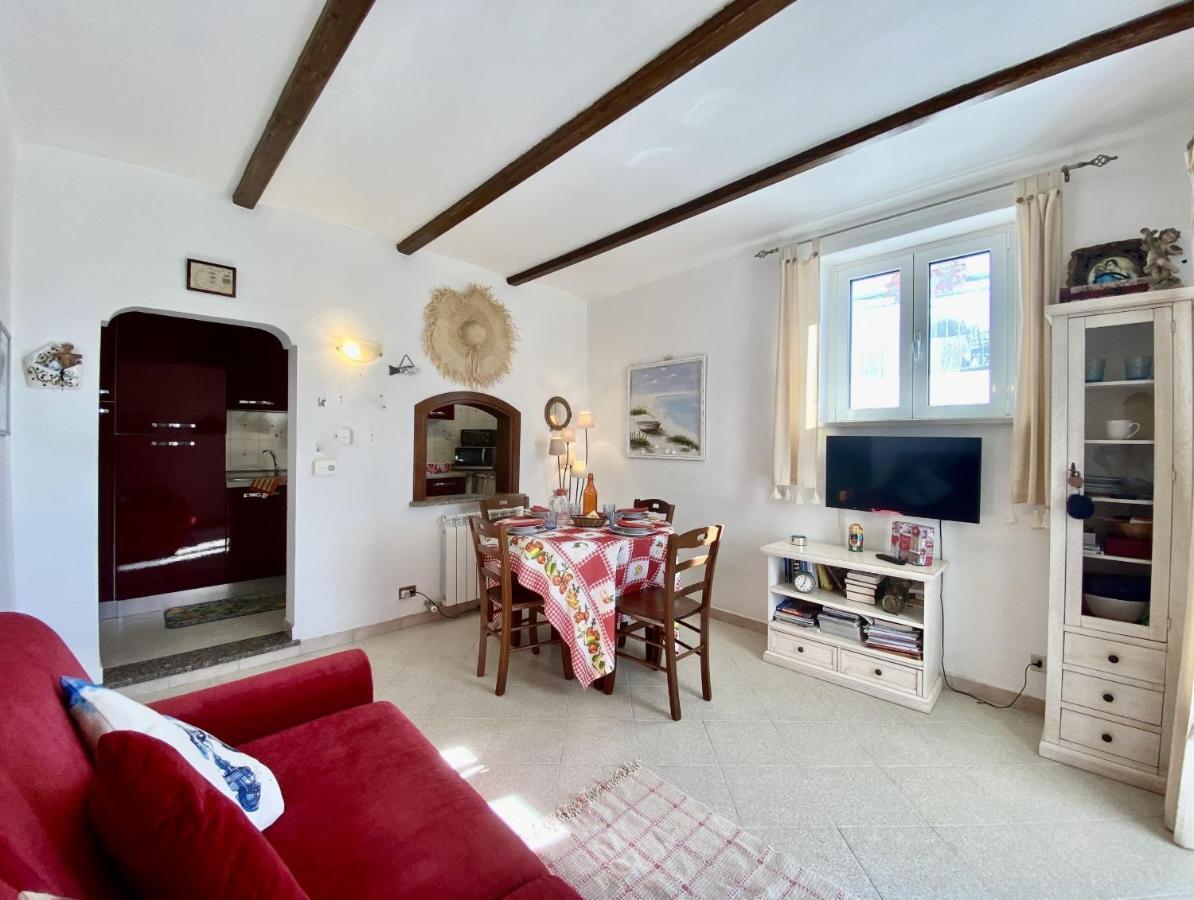 Holidaycasa Mike - Con Terrazzo Vista Mare Sperlonga Eksteriør bilde