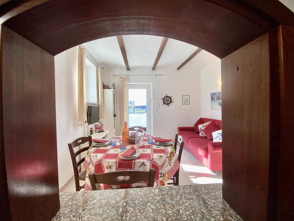 Holidaycasa Mike - Con Terrazzo Vista Mare Sperlonga Eksteriør bilde