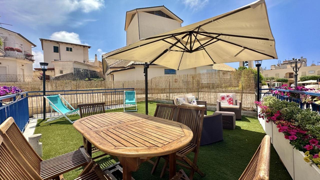 Holidaycasa Mike - Con Terrazzo Vista Mare Sperlonga Eksteriør bilde