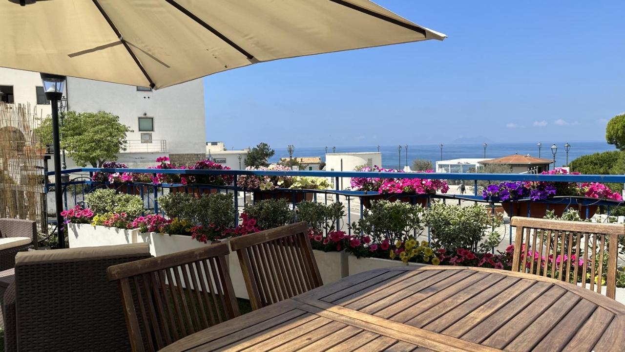 Holidaycasa Mike - Con Terrazzo Vista Mare Sperlonga Eksteriør bilde
